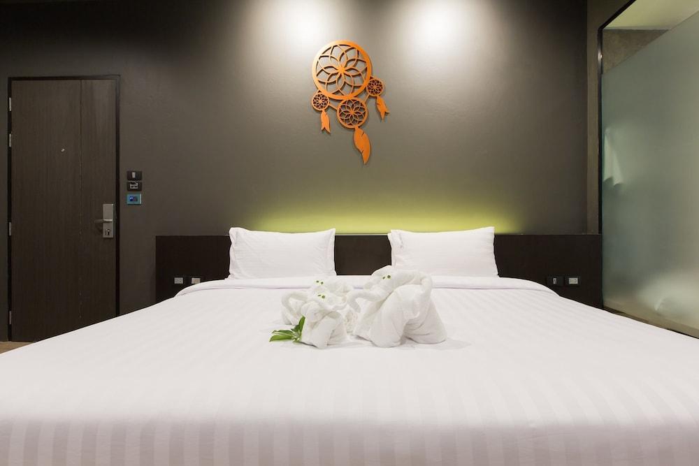 Maya Phuket Airport Hotel