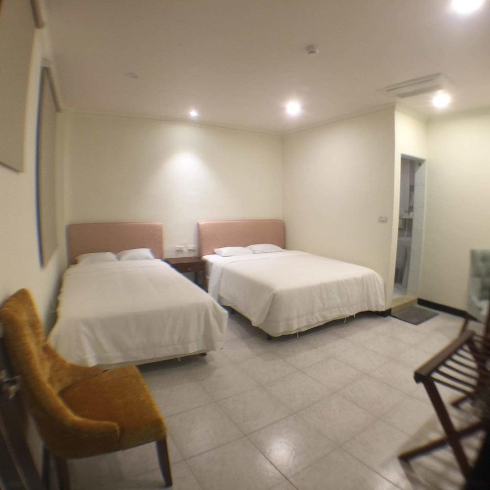 Kenting Heng-Chung Art Hostel