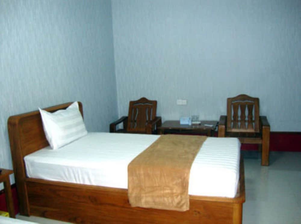 Aung Tha Pyay Hotel 2