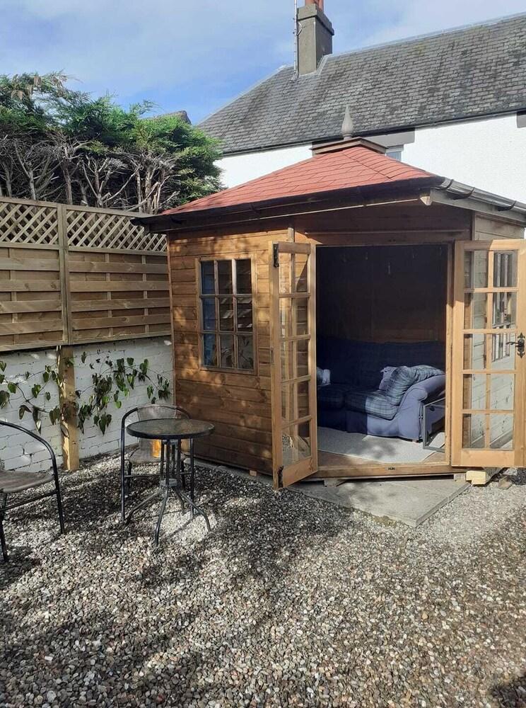 Castlefield Cottage in Central Cupar