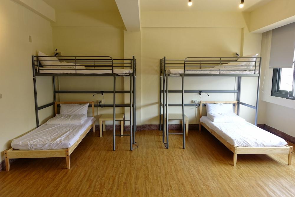 Chiayi Petite Hostel