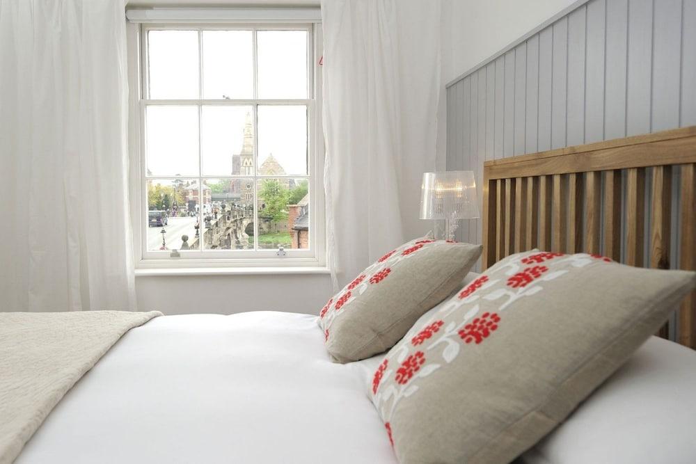 Lion and Pheasant Hotel