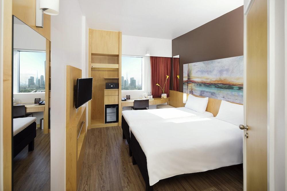 ibis One Central Hotel