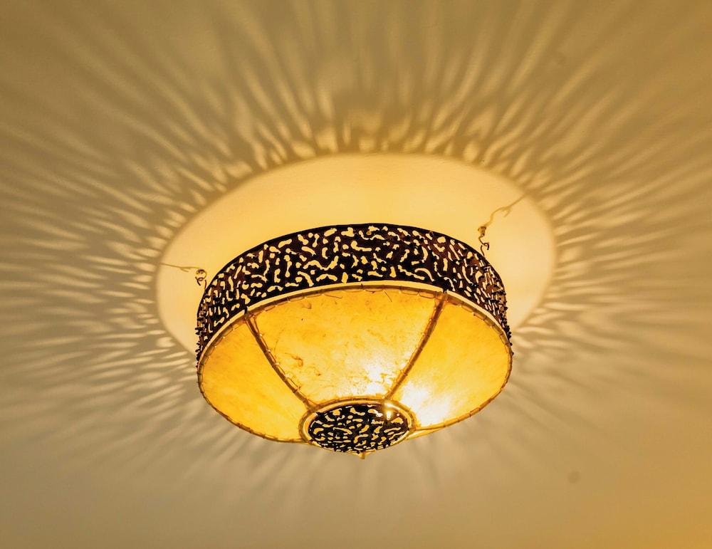 Weru Weru River Lodge