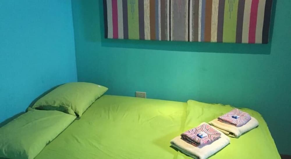 Valeri Emanuel Apartments