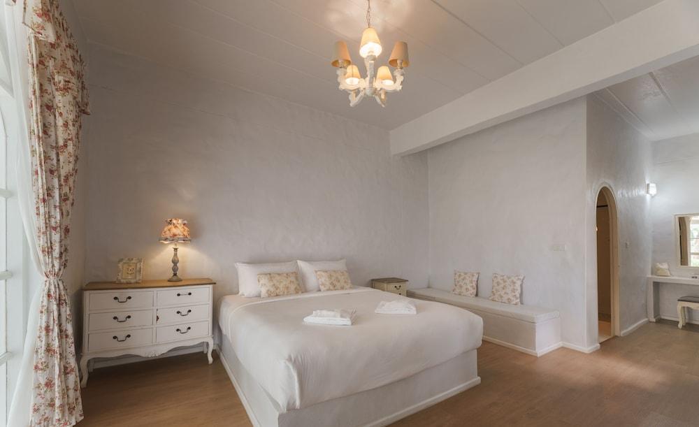 Villa La Flora Kanchanaburi