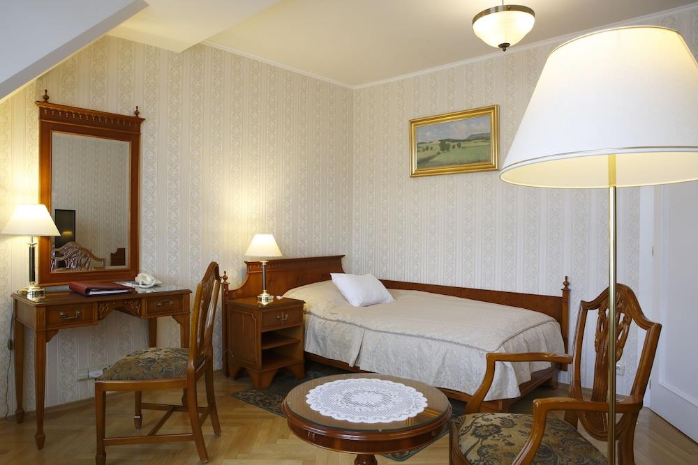 Hotel Bristol Palace