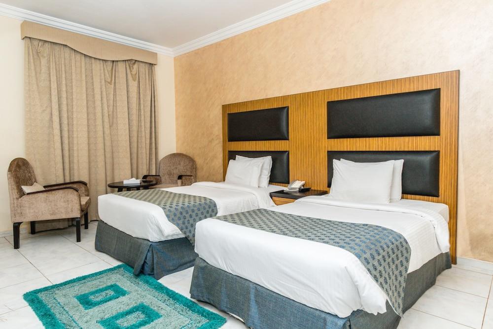 Flamingo Beach Hotel