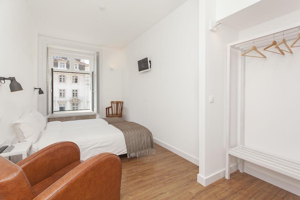 Lisbon Old Town Guest House