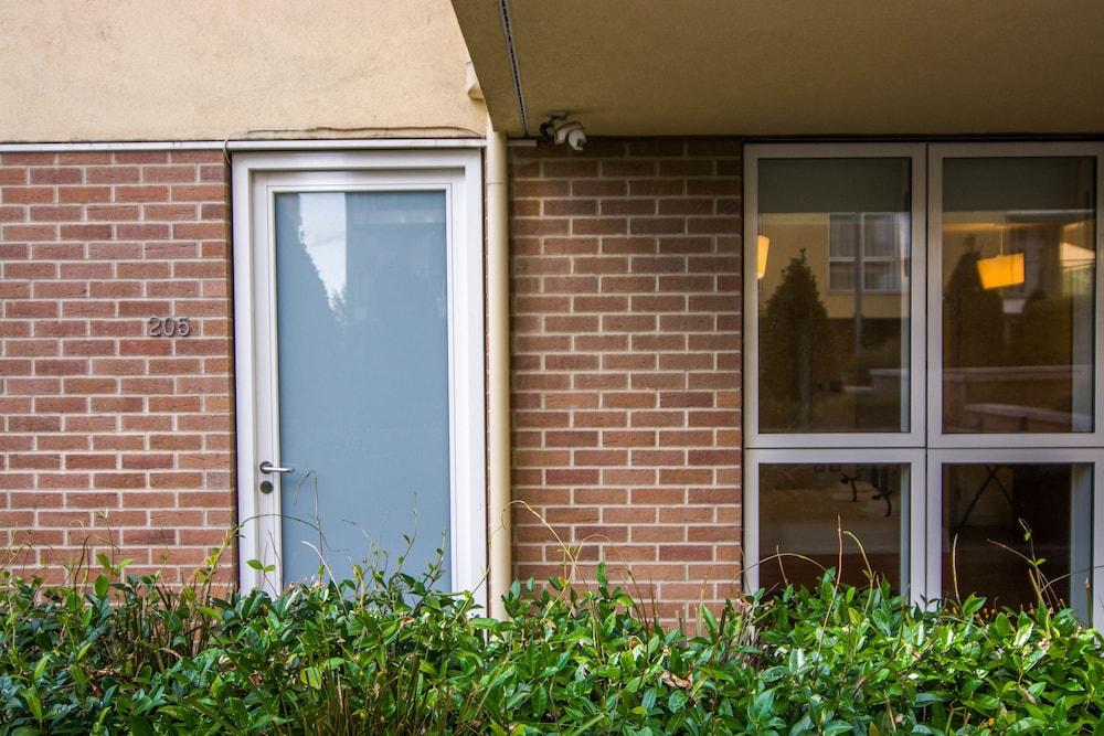 Apartment Wharf – Water Gardens