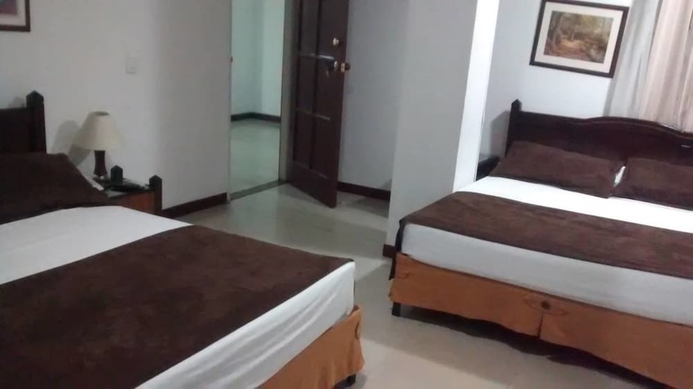 Hotel Ribera Del Rio Av 6N