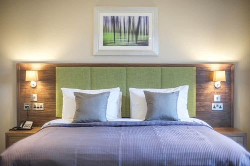 Cotswolds Hotel & Spa