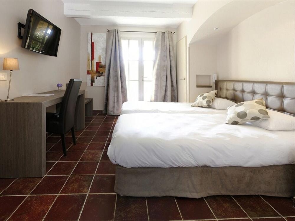 Hôtel Restaurant La Bergerie