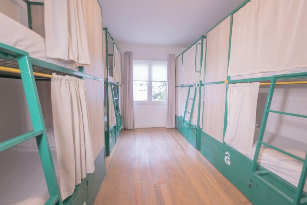 Viajero Cali Hostel & Salsa School