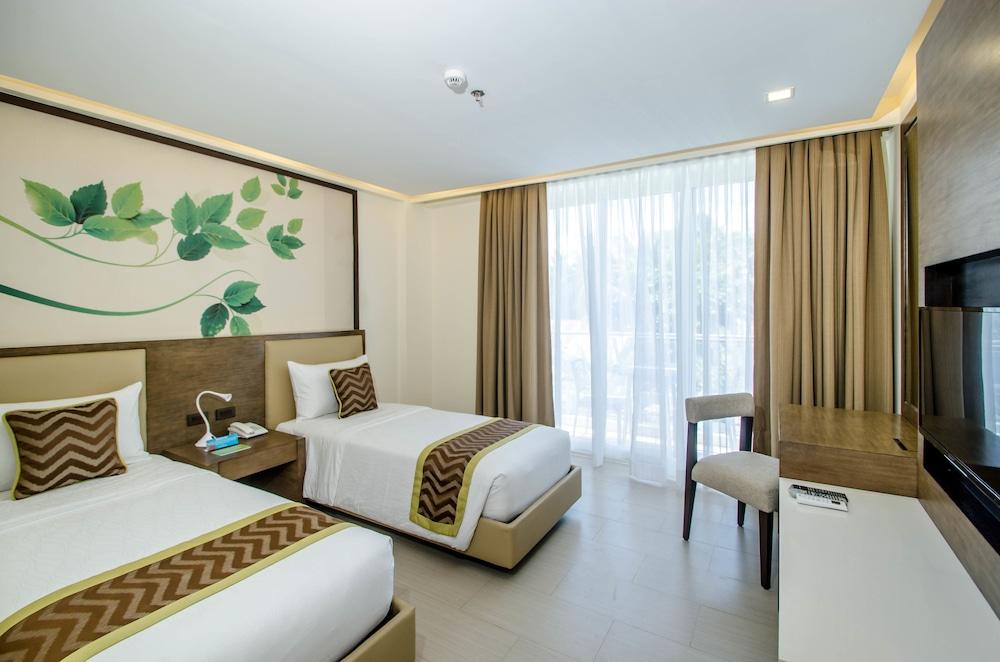 Boracay Haven Suites
