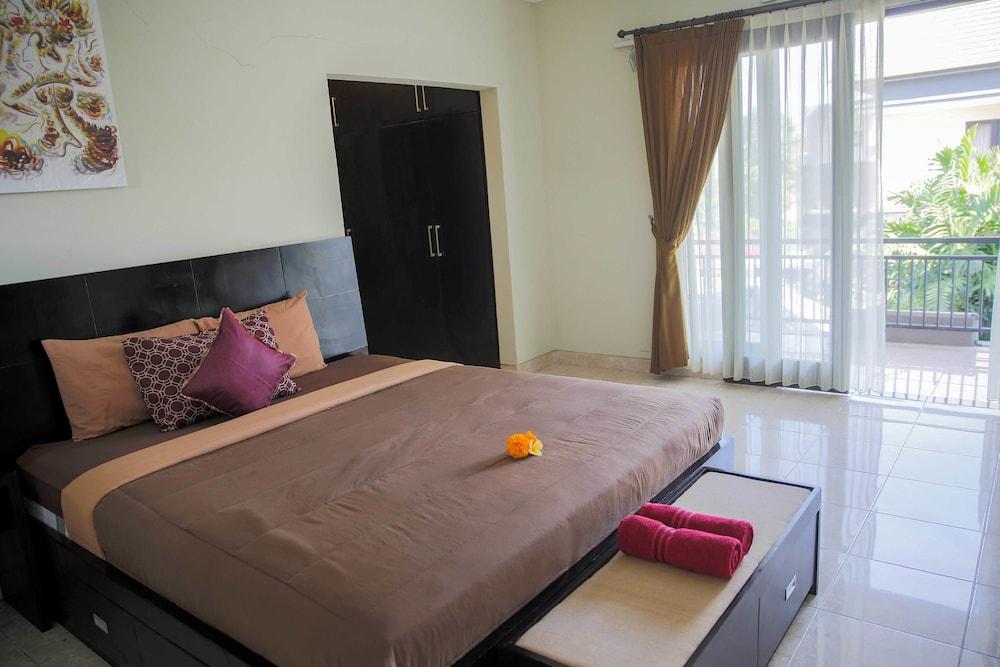 Legong Kirana Villas