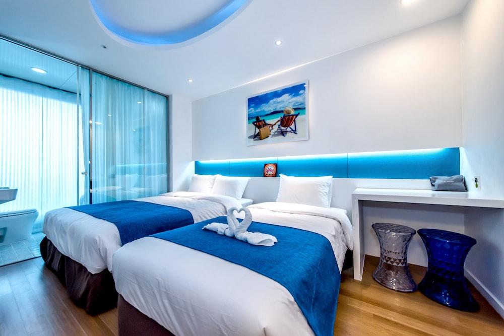 Aimi Jeju Beach Hotel Hamdeok W