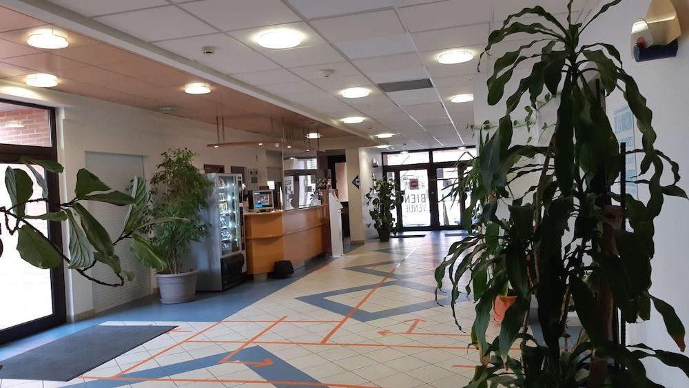 Kyriad Direct Montauban Centre