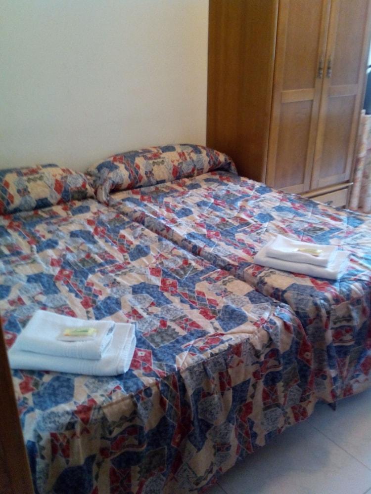 Hostal Sequeiros