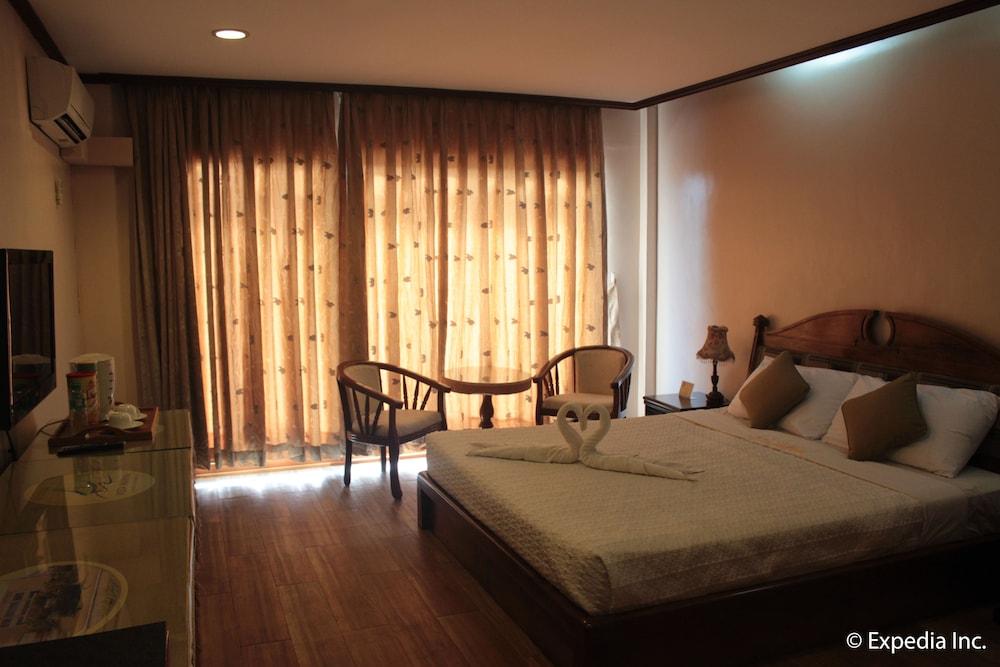 Vista Marina Hotel and Resort