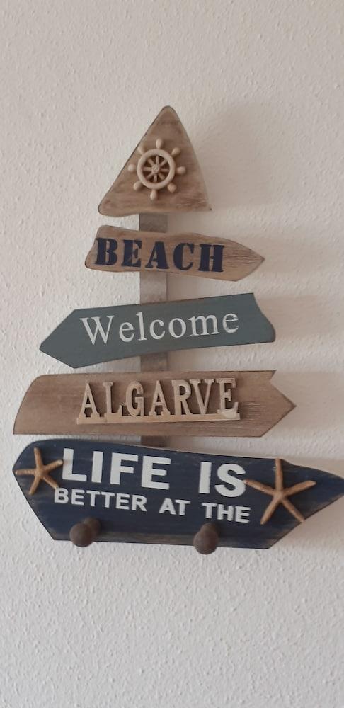 Jeannies Oura Estrela Apartamentos