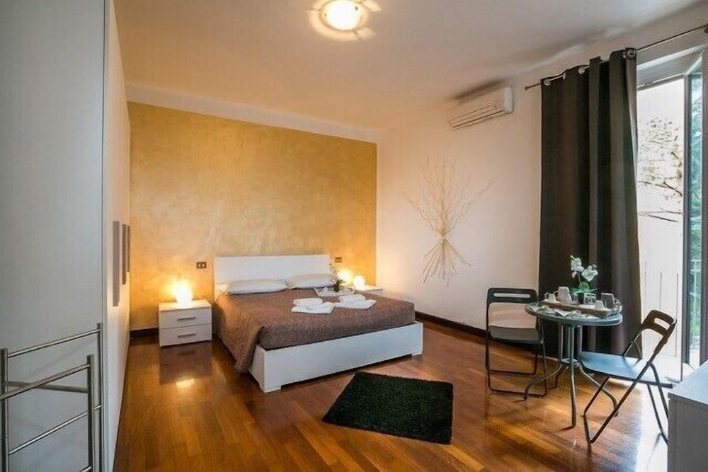 My Room Private Center