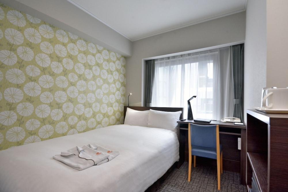 Premier Hotel Cabin Shinjuku