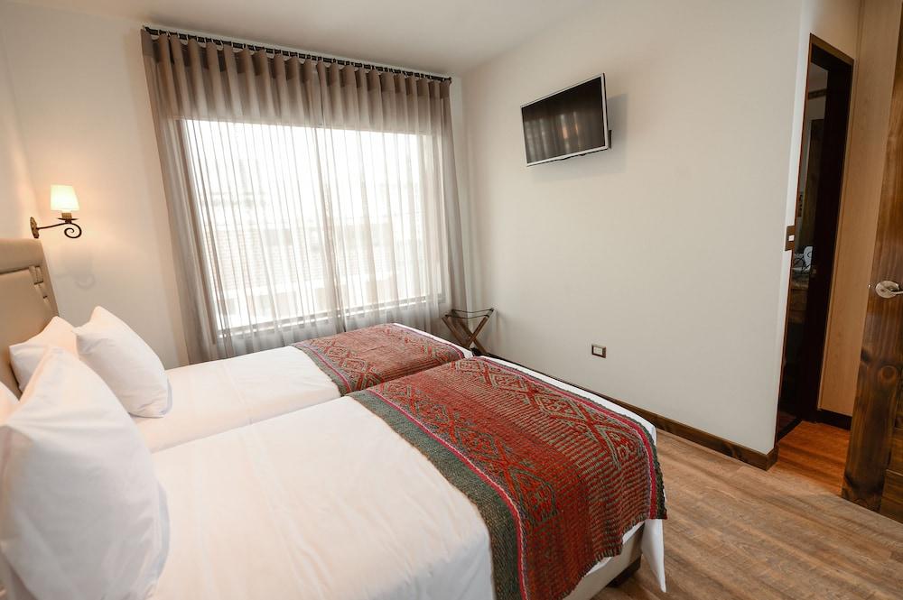 Casa Esmeralda By Katari