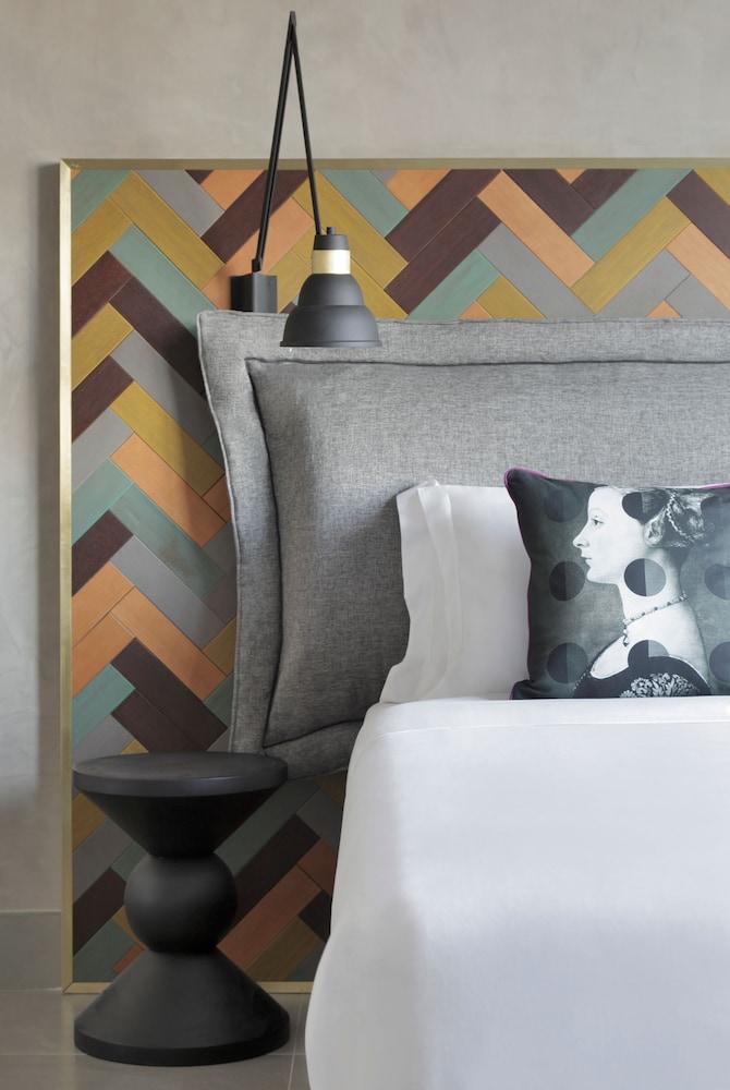 Yoo2 Rio de Janeiro, Tapestry Collection by Hilton