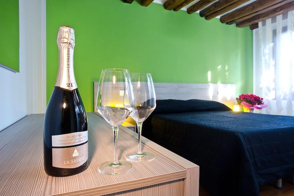 Good Wine Apartments