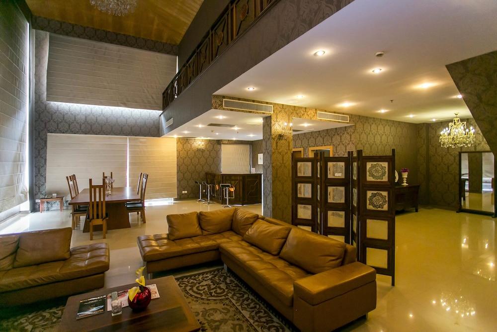 Lagos Oriental Hotel