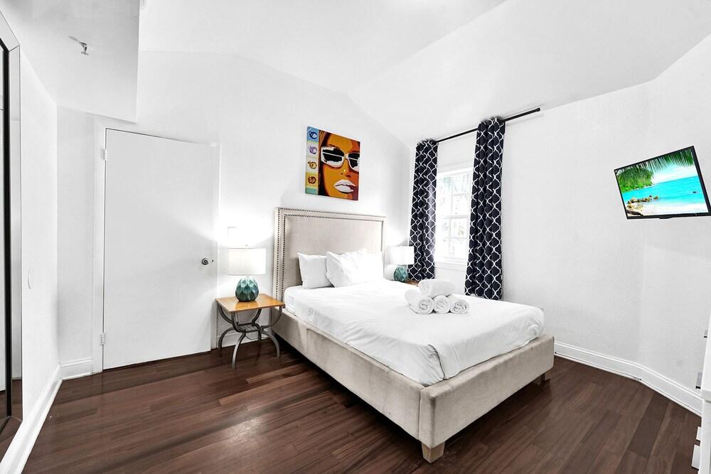 Hispaniola House by Royal Stays