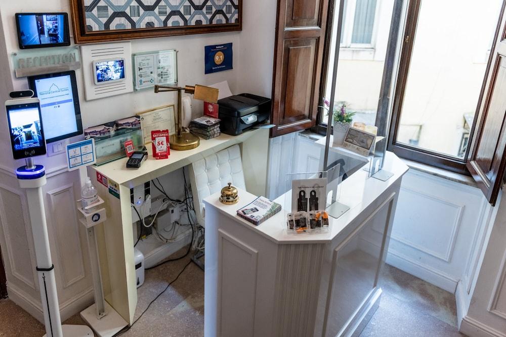 Navona Central Suites