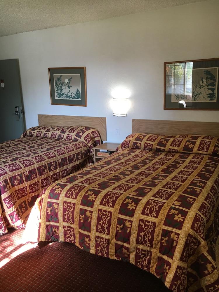 American Inn Ontario