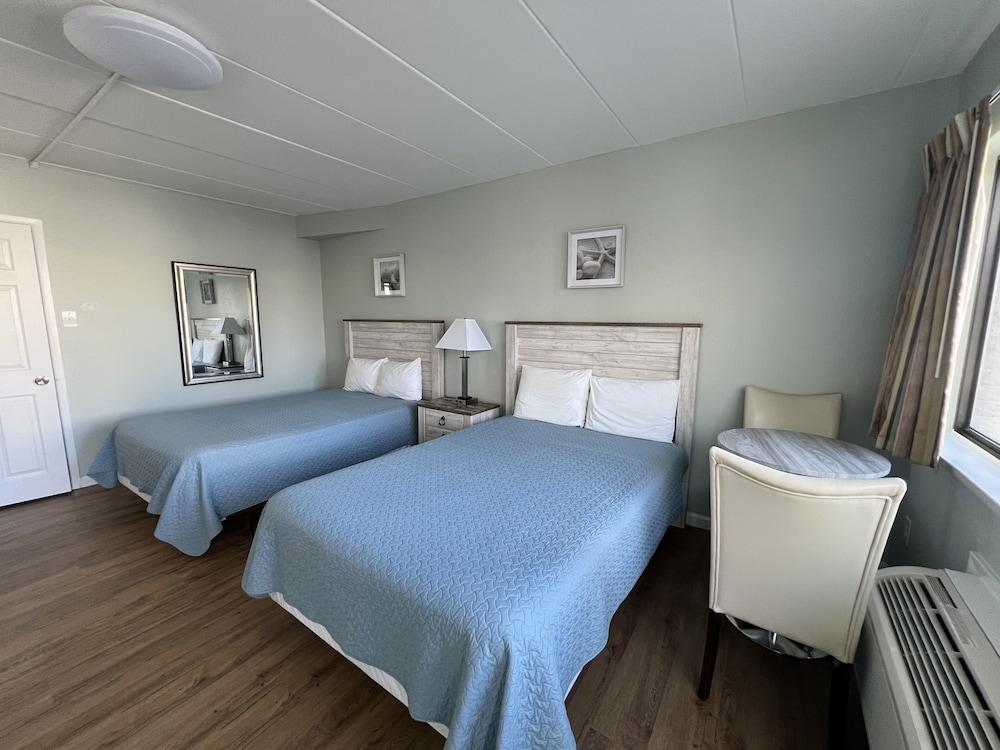 Sand Pebble Motor Lodge