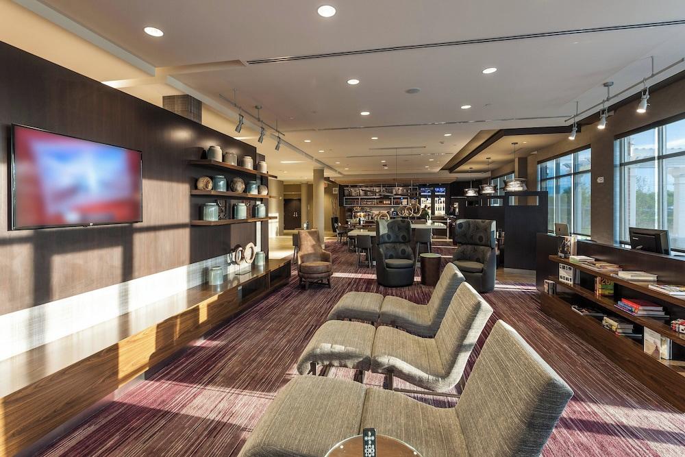 Courtyard by Marriott Boston Littleton