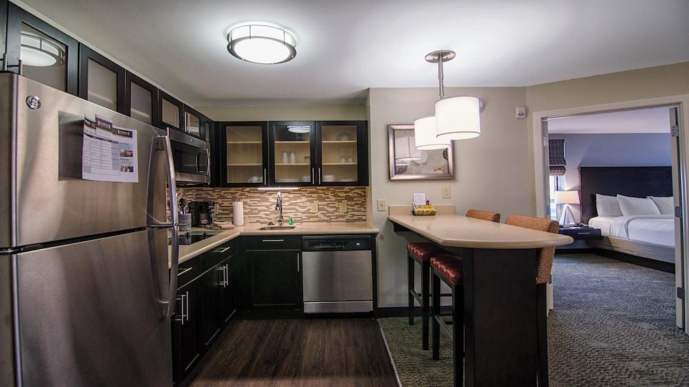 Staybridge Suites Marquette by IHG