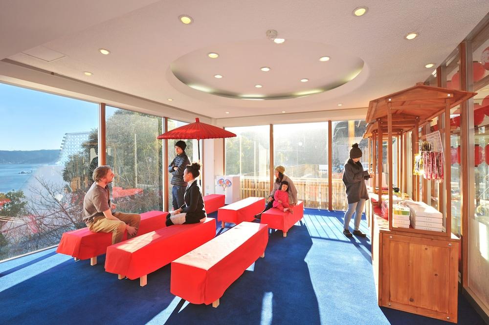 Onsen Hostel Hinoemi