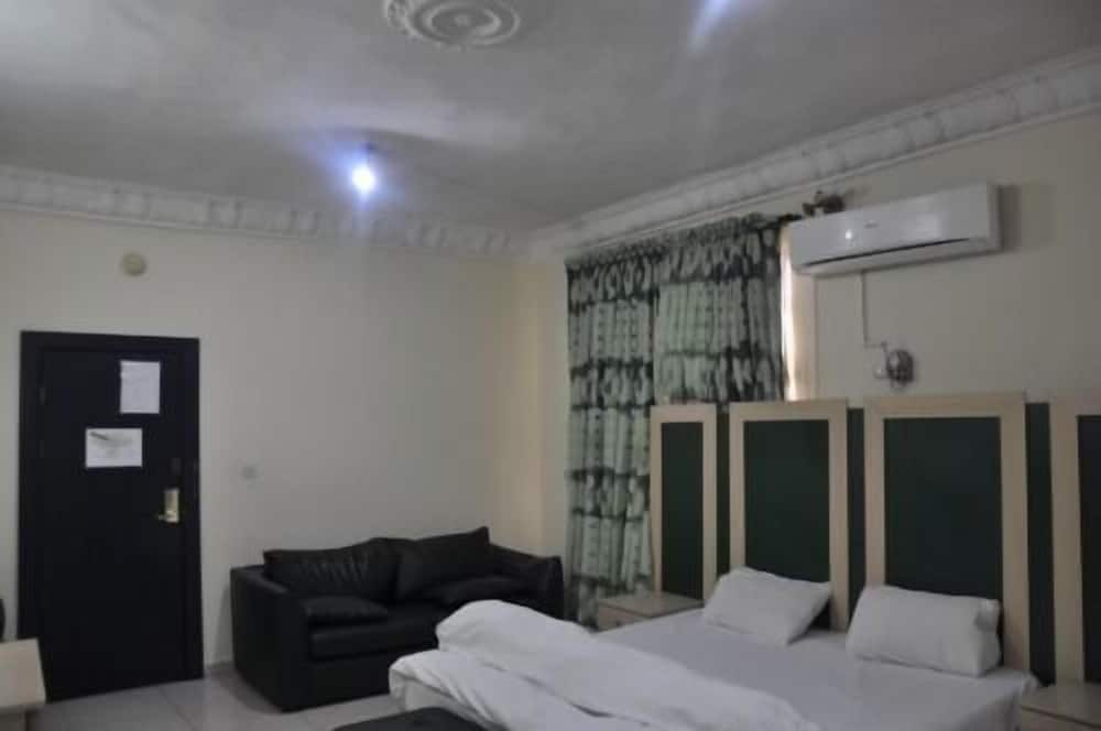 Vhelbherg Imperial Hotel