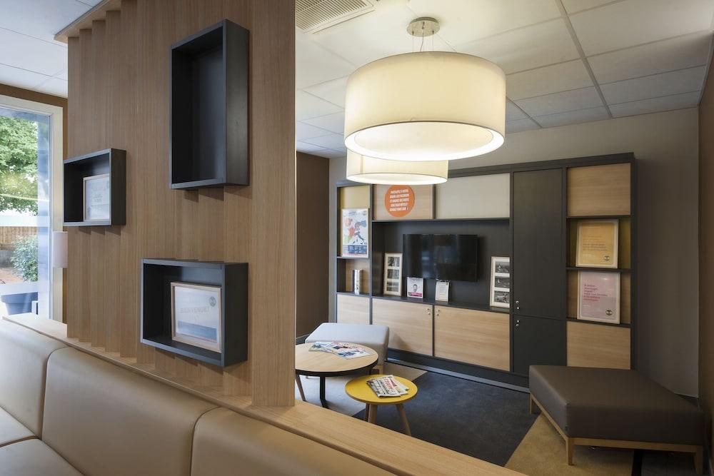 B&B HOTEL Lyon Caluire Cité Internationale