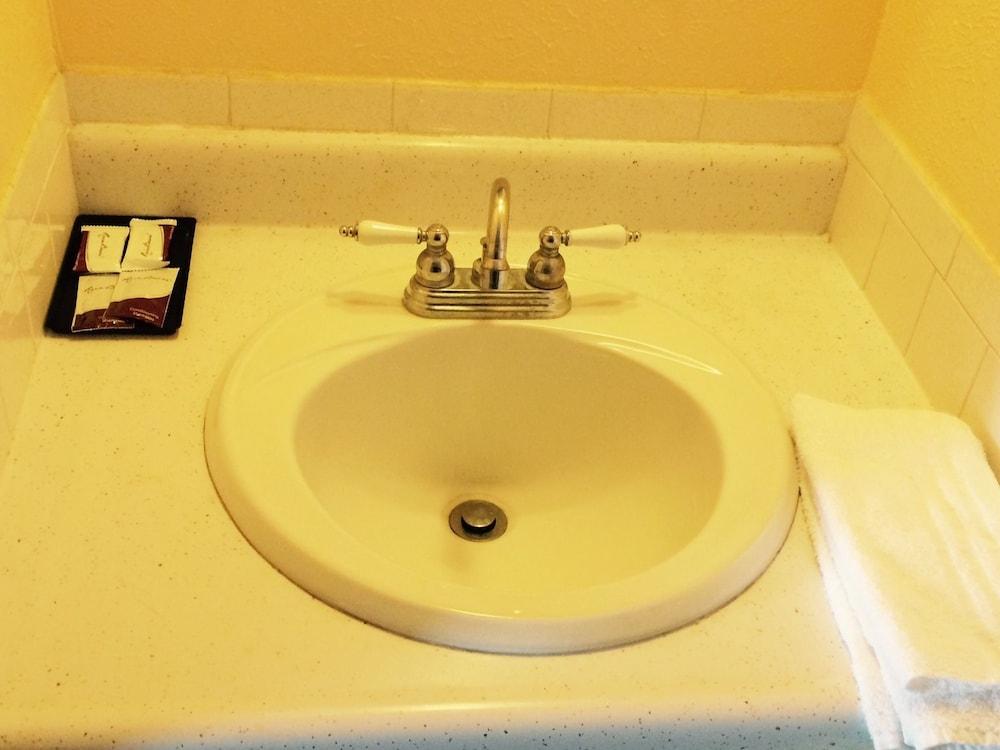 Relax Inn Goldthwaite