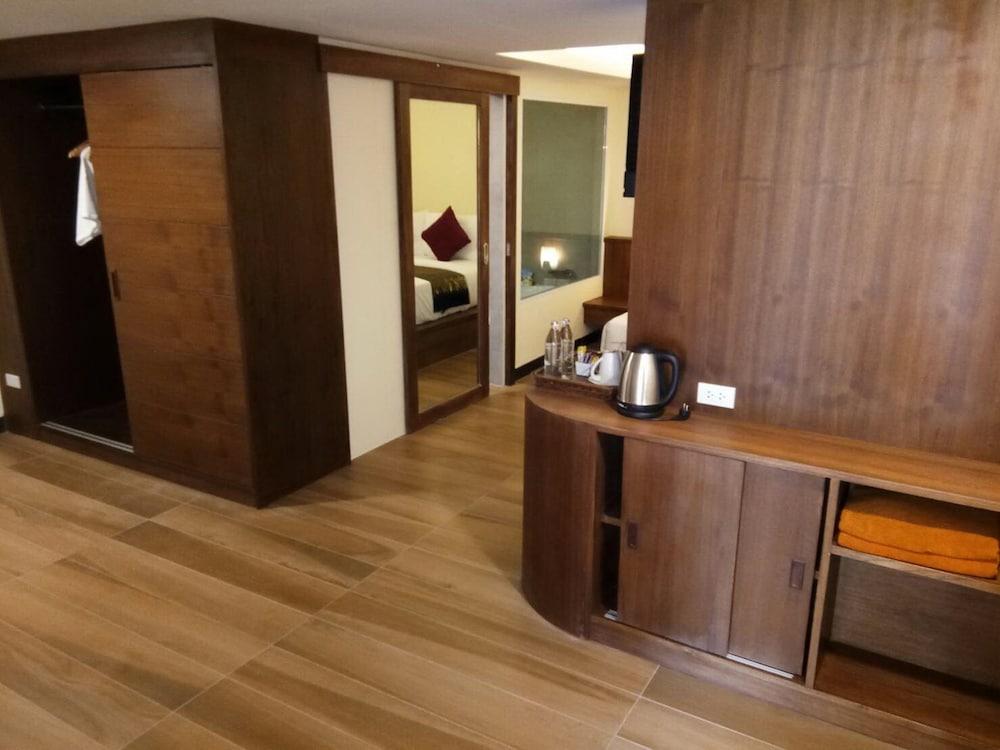 Samui Bayview Resort & Spa