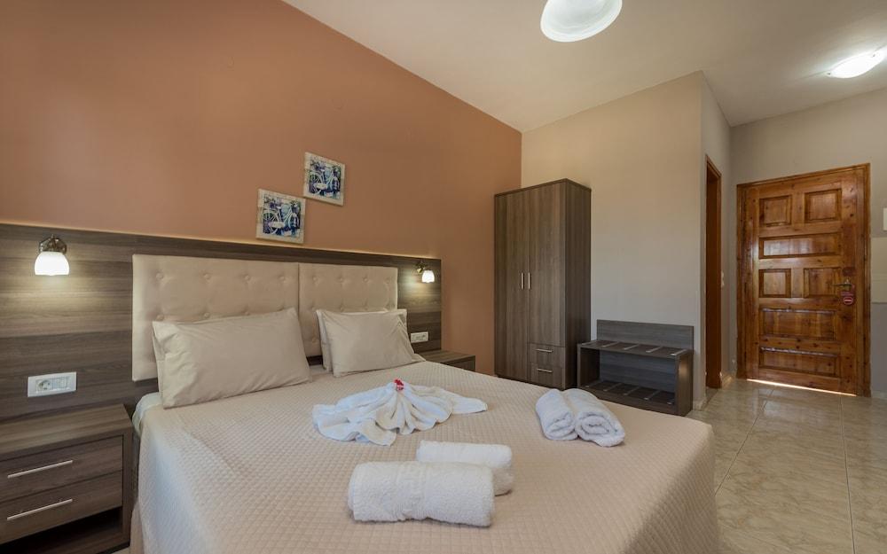 Pansion Mary Studios