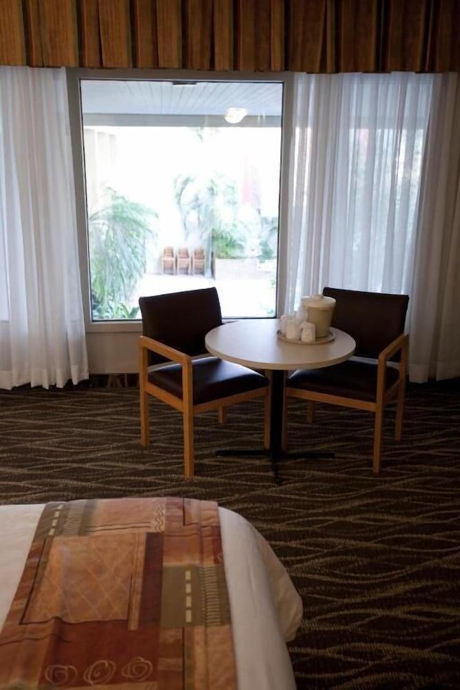 Westlock Inn and Conference Centre