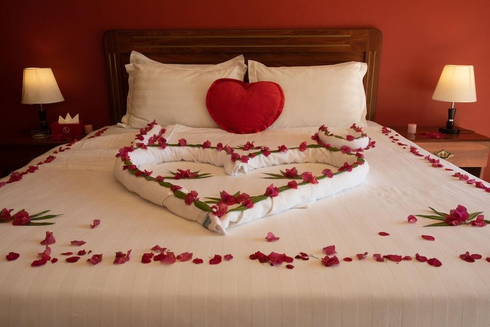 La Fontaine Lagoon Resort