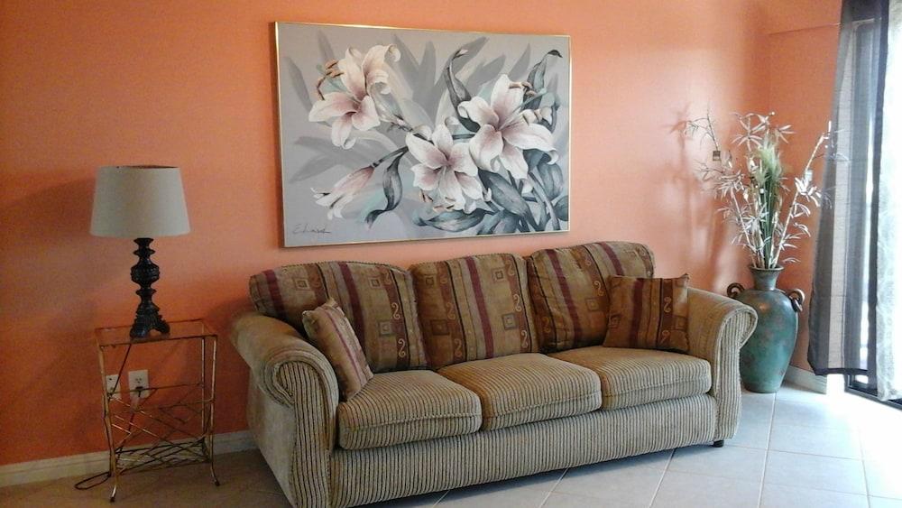 Blue Sea Breeze by Hello Relaxation