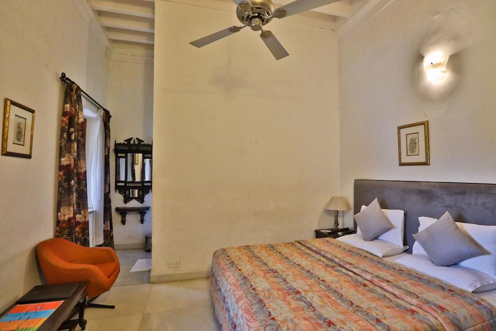 Jayamahal Palace Hotel