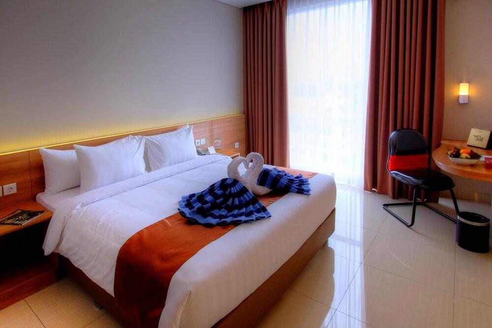 Antero Jababeka Hotel By Prasanthi