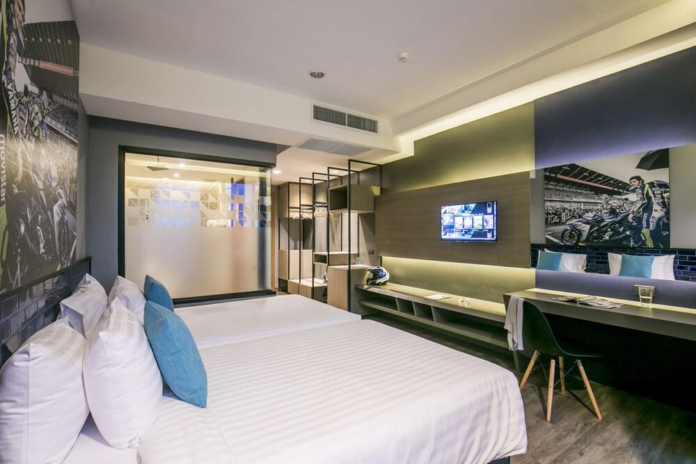 The Crystal Hotel Buriram