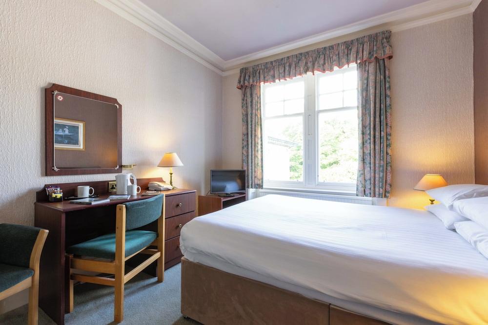 The Highland Hotel by Compass Hospitality